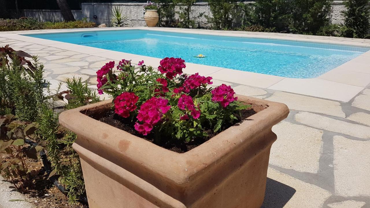 Ponderosa Villa Ликсури Екстериор снимка