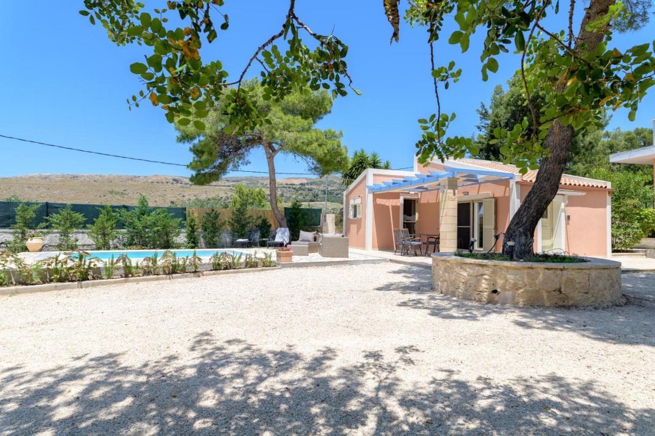 Ponderosa Villa Ликсури Екстериор снимка