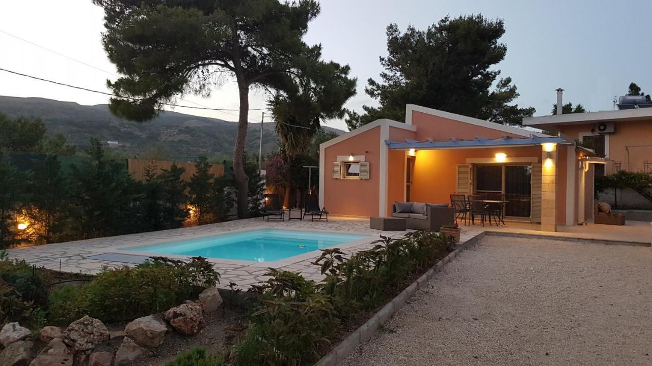 Ponderosa Villa Ликсури Екстериор снимка
